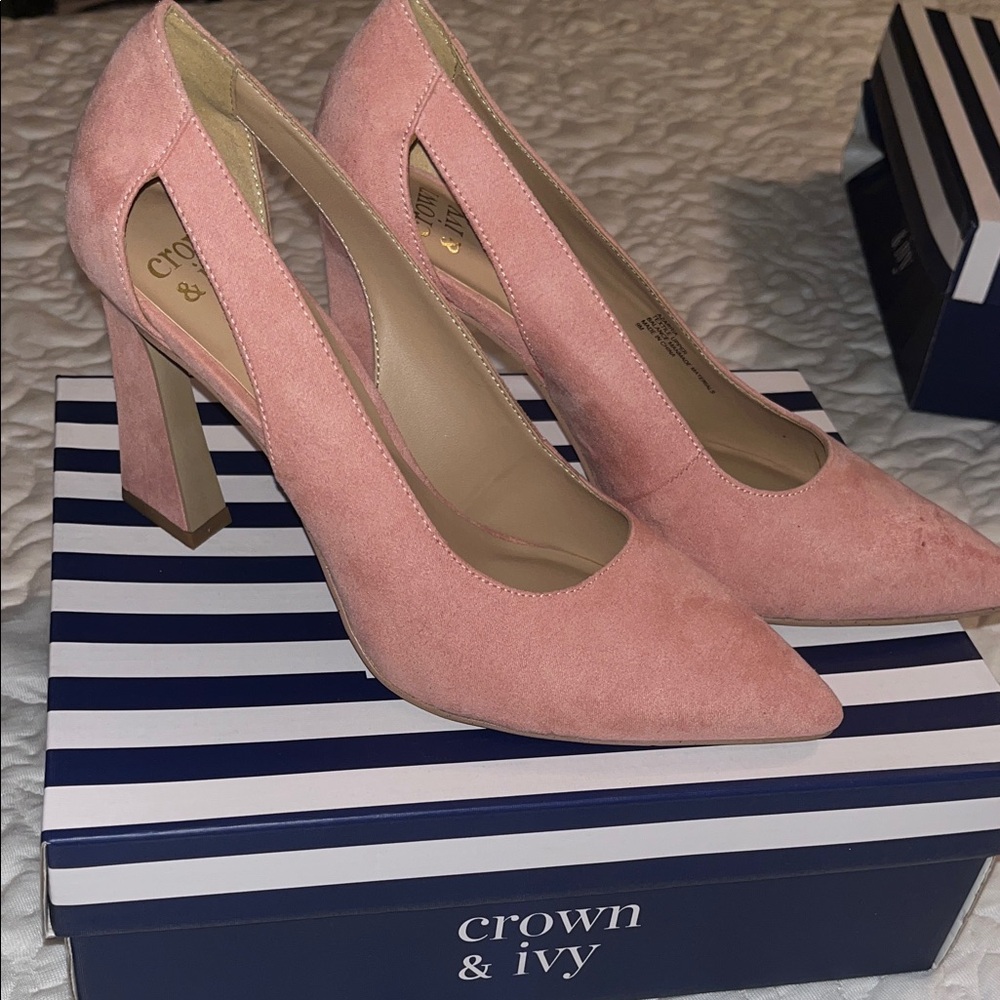 crown & ivy Pink Suede Pointed-Toe Block Heel Pumps
